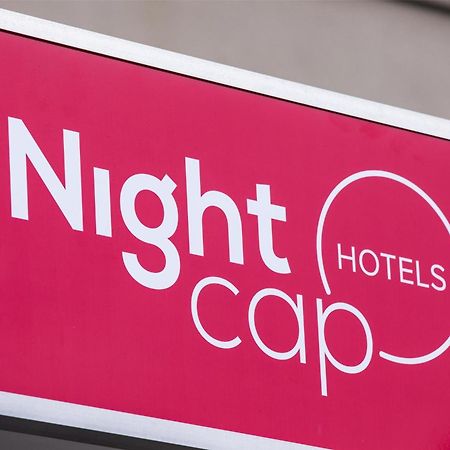 Nightcap At Chester Hill Hotel Bankstown Buitenkant foto